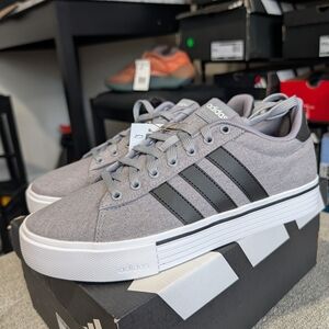 Adidas Daily 4.0